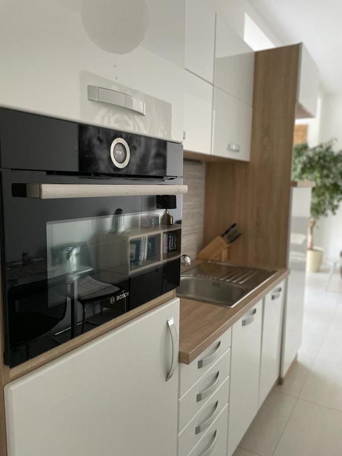 Apartman Lodenica Piest'any Luaran gambar